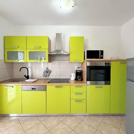 Rozi By Interhome Apartmán Šilo