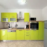 Rozi By Interhome Apartment Šilo