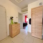 Rozi By Interhome Apartment *