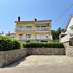 Apartment Rozi By Interhome Šilo