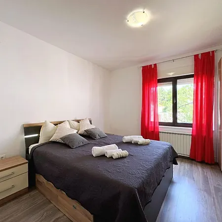 Rozi By Interhome Апартаменты *