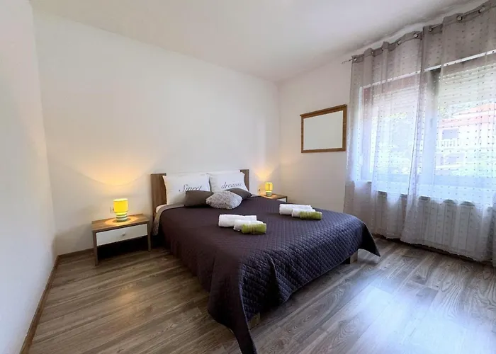 Rozi By Interhome Apartament