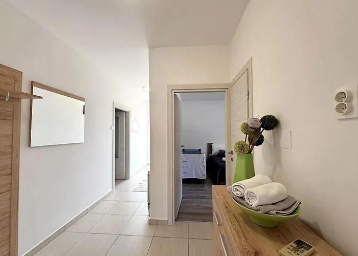 Rozi By Interhome