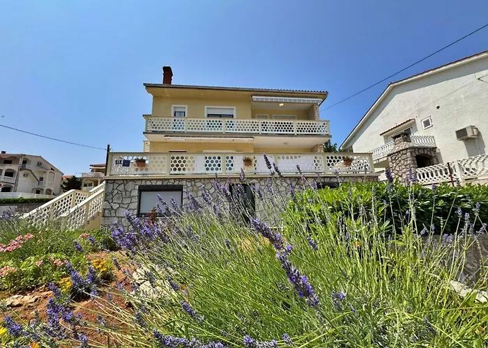 Lägenhet Rozi By Interhome